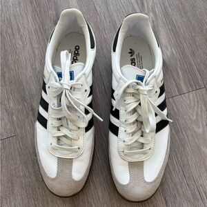 Adidas Men's White and Black Striped Sambas